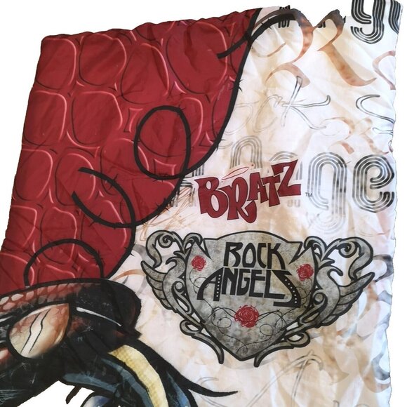 Vintage BRATZ Rock Angels Zip Up Sleeping Bag Comforter 65" X 29" MGA - Picture 8 of 12
